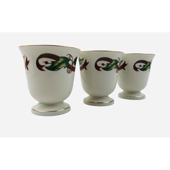 Set Of 3 Holly Holiday Made In Japan Porcelain Mugs With Gold Trim & Festive Lea - Picture 5 of 10